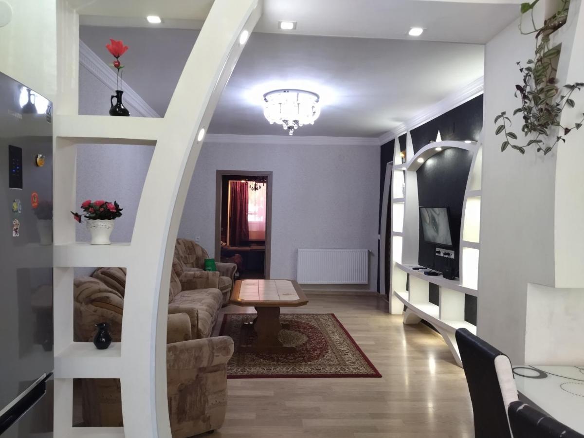 Apartment For You Tbilisi Exterior foto